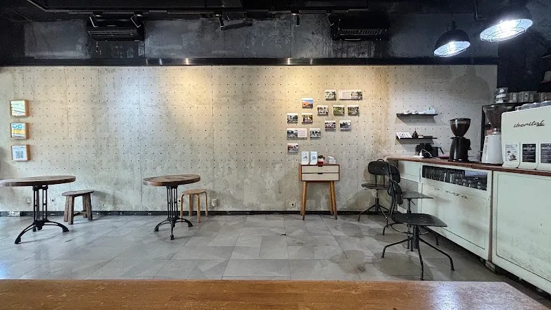 Awor Gallery & Coffee